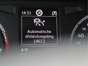 Volkswagen T-Roc 1.0 TSI Style | Camera | Trekhaak | Navigatie | Org. NL thumbnail 33