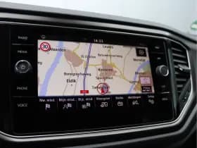 Volkswagen T-Roc 1.0 TSI Style | Camera | Trekhaak | Navigatie | Org. NL thumbnail 36