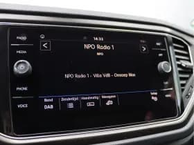 Volkswagen T-Roc 1.0 TSI Style | Camera | Trekhaak | Navigatie | Org. NL thumbnail 37