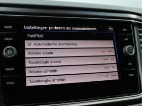 Volkswagen T-Roc 1.0 TSI Style | Camera | Trekhaak | Navigatie | Org. NL thumbnail 47