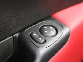 Fiat 500 0.9 TwinAir Sport | Climate control | Parkeersensoren | Getint glas thumbnail 26