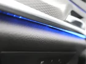 BMW 5 Serie 530e iPerformance eDrive Edition | M-sport | SOH 89,2% | Org. NL thumbnail 58