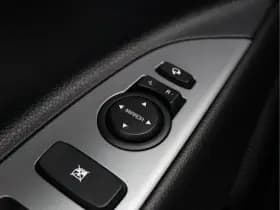 Kia Stonic 1.0 T-GDi MHEV GT-Line | Camera | Stoelverwarming | Keyless thumbnail 29