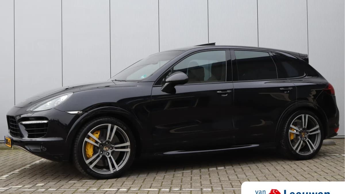 Porsche Cayenne 4.8 Turbo | Burmester | Schuif/-kanteldak | Standkachel | ACC — foto 1