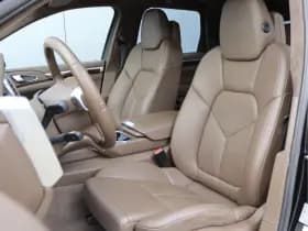 Porsche Cayenne 4.8 Turbo | Burmester | Schuif/-kanteldak | Standkachel | ACC thumbnail 4