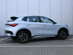 BYD ATTO 3 Design 60 kWh | Panoramadak | Leder | SOH 93,5% | Org. NL thumbnail 6