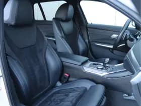 BMW 3 Serie Touring 320i High Executive | M-Sport | Camera | Org. NL thumbnail 18