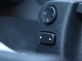 BMW 3 Serie Touring 320i High Executive | M-Sport | Camera | Org. NL thumbnail 24