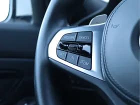 BMW 3 Serie Touring 320i High Executive | M-Sport | Camera | Org. NL thumbnail 32