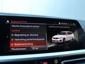 BMW 3 Serie Touring 320i High Executive | M-Sport | Camera | Org. NL thumbnail 40