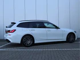 BMW 3 Serie Touring 320i High Executive | M-Sport | Camera | Org. NL thumbnail 5