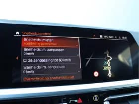 BMW 3 Serie Touring 320i High Executive | M-Sport | Camera | Org. NL thumbnail 42