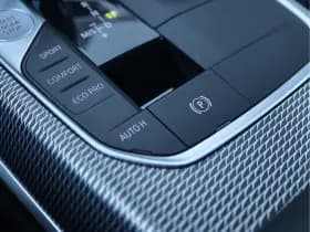 BMW 3 Serie Touring 320i High Executive | M-Sport | Camera | Org. NL thumbnail 53