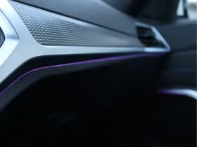 BMW 3 Serie Touring 320i High Executive | M-Sport | Camera | Org. NL thumbnail 55