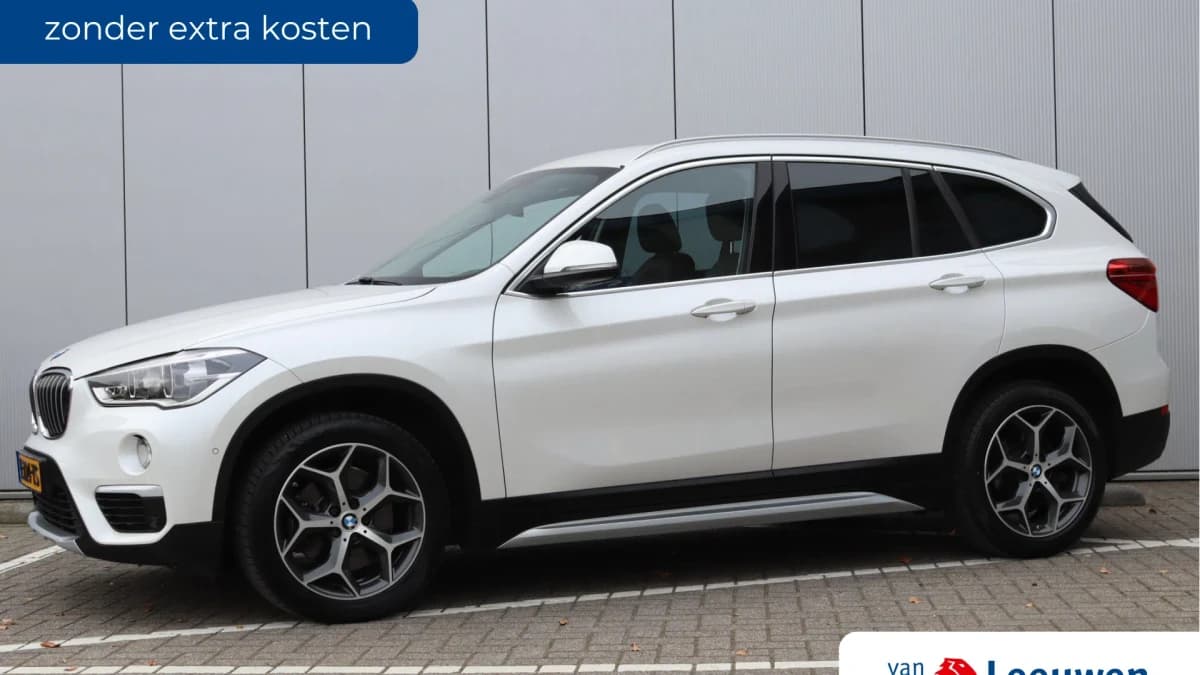 BMW X1 xDrive20d High Executive | Keyless | LED | Stoelverwarming — foto 1