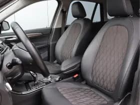 BMW X1 xDrive20d High Executive | Keyless | LED | Stoelverwarming thumbnail 4