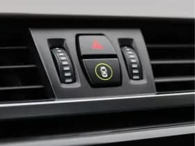 BMW X1 xDrive20d High Executive | Keyless | LED | Stoelverwarming thumbnail 38