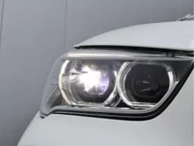 BMW X1 xDrive20d High Executive | Keyless | LED | Stoelverwarming thumbnail 8