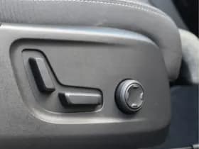 Volvo XC40 2.0 B3 Plus Dark | Camera | H&K | Keyless thumbnail 25