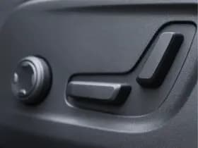 Volvo XC40 2.0 B3 Plus Dark | Camera | H&K | Keyless thumbnail 30