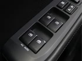 Subaru Outback 2.5i Premium | Schuifdak | Trekhaak | Winterbandenset | H&K thumbnail 37