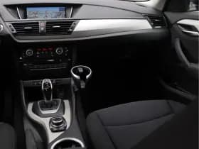 BMW X1 sDrive20i Executive | Xenon | Camera | Stoelverwarming | Navigatie thumbnail 15
