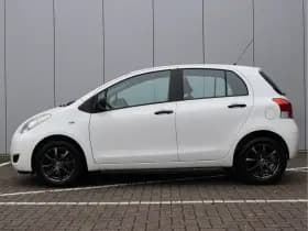 Toyota Yaris 1.3 VVTi Comfort | Airco | Bluetooth | 6-bak | Org. NL thumbnail 13