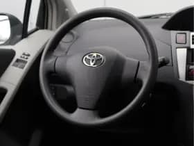 Toyota Yaris 1.3 VVTi Comfort | Airco | Bluetooth | 6-bak | Org. NL thumbnail 16