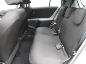 Toyota Yaris 1.3 VVTi Comfort | Airco | Bluetooth | 6-bak | Org. NL thumbnail 20