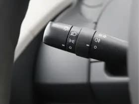 Toyota Yaris 1.3 VVTi Comfort | Airco | Bluetooth | 6-bak | Org. NL thumbnail 24