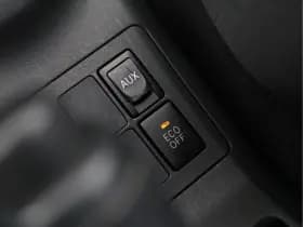 Toyota Yaris 1.3 VVTi Comfort | Airco | Bluetooth | 6-bak | Org. NL thumbnail 32