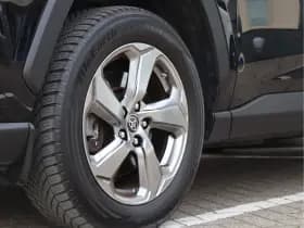 Toyota RAV4 thumbnail 11