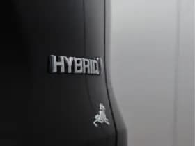 Toyota RAV4 thumbnail 18