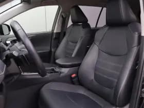 Toyota RAV4 thumbnail 4