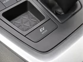 Toyota RAV4 thumbnail 60