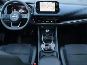 Nissan Qashqai thumbnail 3