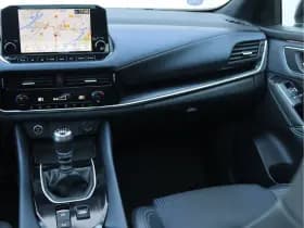 Nissan Qashqai thumbnail 24