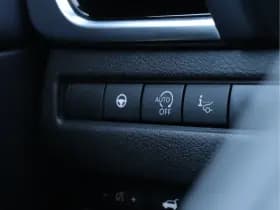 Nissan Qashqai thumbnail 34