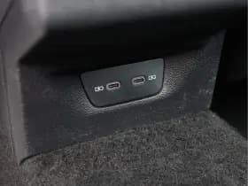 Volkswagen Golf thumbnail 25