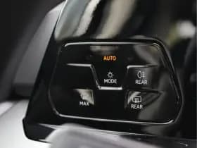 Volkswagen Golf thumbnail 28