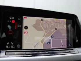 Volkswagen Golf thumbnail 39