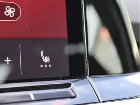 Volkswagen Golf thumbnail 48