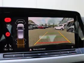 Volkswagen Golf thumbnail 50