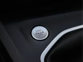 Volkswagen Golf thumbnail 52