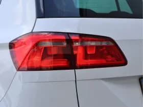 Volkswagen Golf thumbnail 14