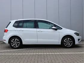 Volkswagen Golf thumbnail 17