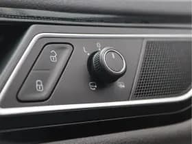 Volkswagen Golf thumbnail 29