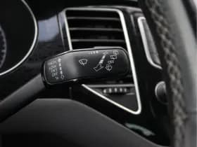 Volkswagen Golf thumbnail 32