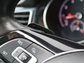 Volkswagen Golf thumbnail 33