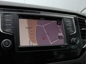 Volkswagen Golf thumbnail 39